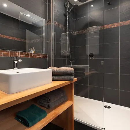 Апартаменты Climatise Canal Du Midi - - Parking Prive - 10 Min Jardin Des Plantes Тулуза
